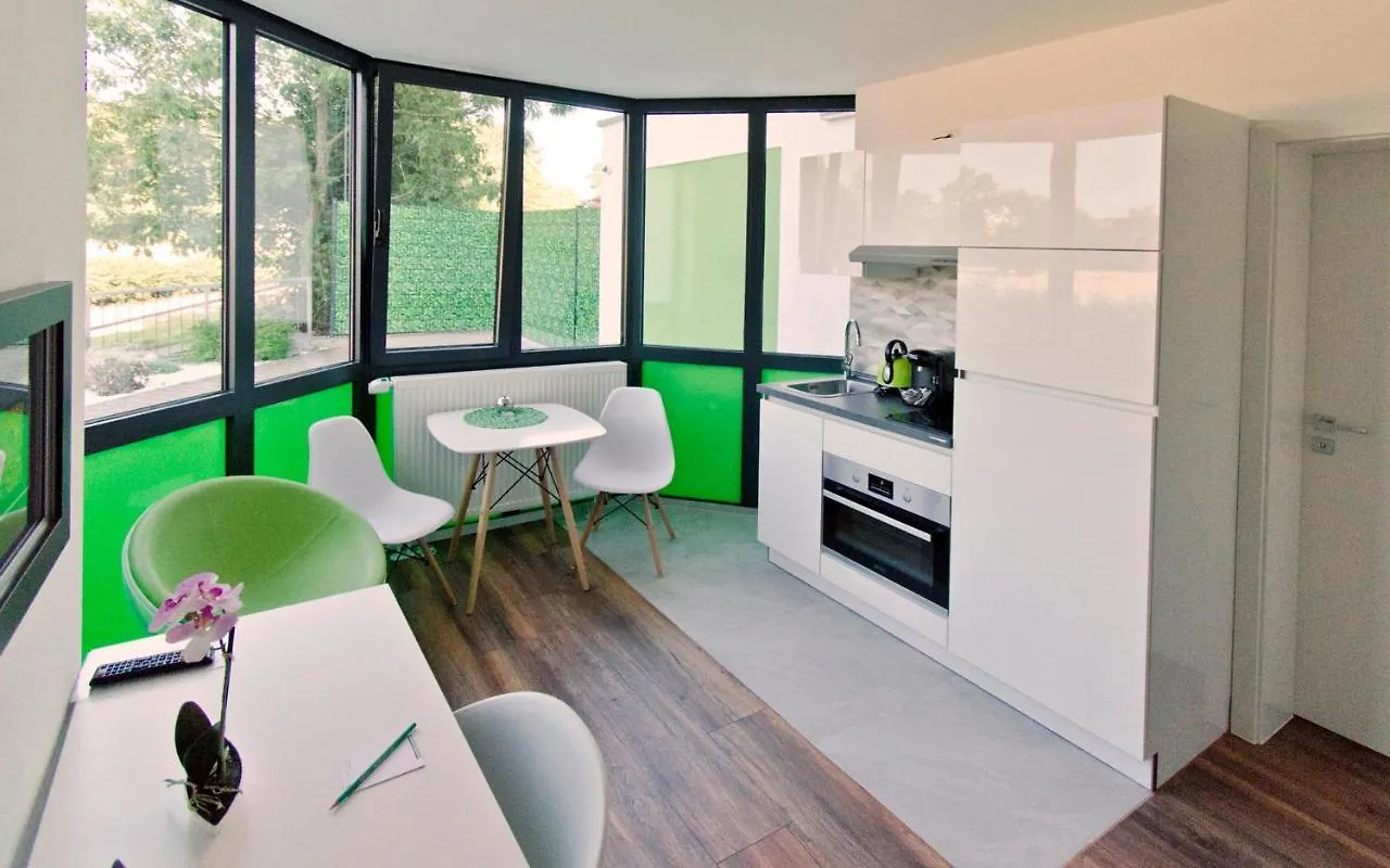 Eco Smart Apartments Nuernberg Sued 3*, Нюрнберг Германия